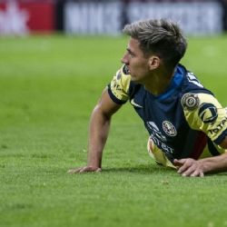 La leyenda azulcrema, Carlos Reinoso, cuestiona la falta de líderes en el Club América