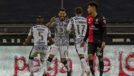 Henry Martín confiesa la historia del penal que marcó con Sebastián Córdova frente al Atlas