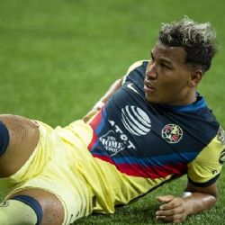 Roger Martínez confiesa sentir impotencia por los malos arbitrajes en Concachampions