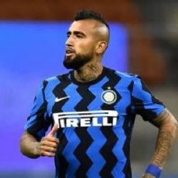 Arturo Vidal vuelve a coquetear con jugar en el Club América