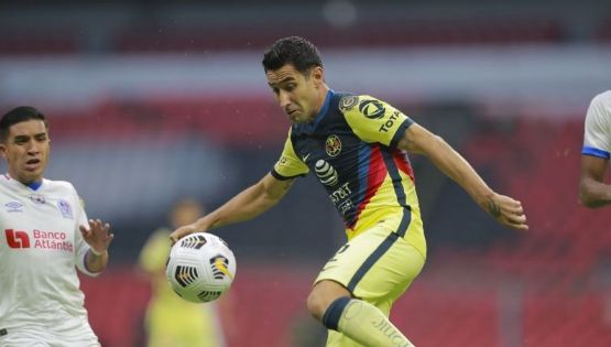 El Club América decide renovar al veterano defensa mexicano Luis Fuentes