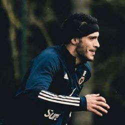 El canterano del América, Raúl Jiménez, utilizará un casco de protección por el resto de su carrera