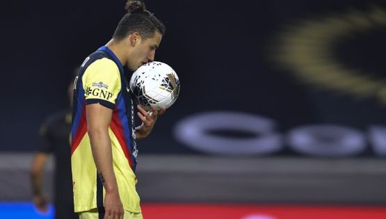 Carlos Salcedo da pistas de una posible salida de Jorge Sánchez del América