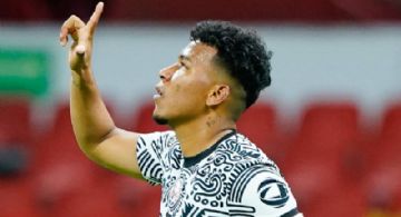 La oferta final de Boca Juniors por el delantero colombiano del América, Roger Martínez