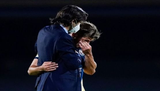 Gran detalle de Santiago Solari con Henry Martín tras el partido entre América y Pumas