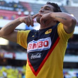 Salvador Cabañas agradece el cariño que le dan los aficionados en México
