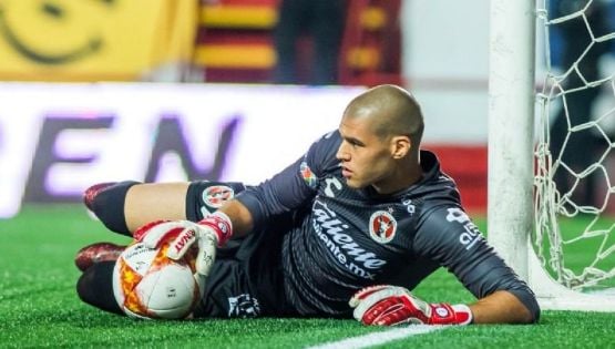 América interesado en Gibrán Lajud como portero suplente de Memo Ochoa