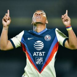 Santiago Baños aclara la situación actual del delantero colombiano Roger Martínez