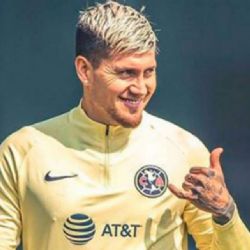 Nico Castillo envía polémico mensaje con pedrada al Club América