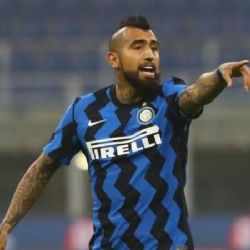 Los coqueteos del mediocampista chileno Arturo Vidal con la afición del Club América