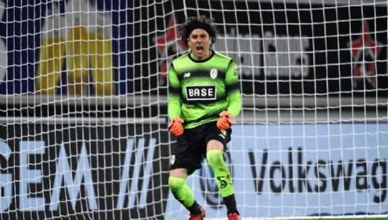El Standard de Bélgica manda emotiva felicitación a Memo Ochoa tras cumplir 36 años