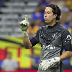 Óscar Jiménez se declara listo para suplir a Memo Ochoa en el América