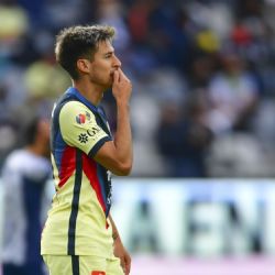 Mauro Lainez responde a los rumores del bloqueo masivo a aficionados del Club América
