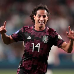 Prensa española se rinde ante en el rendimiento de Diego Lainez con la Selección Preolímpica