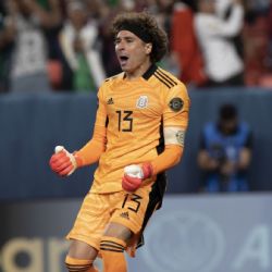 La prensa de Japón se rinde ante el guardameta del Club América, Guillermo Ochoa