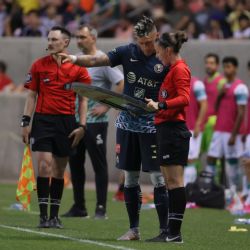 Nicolás Castillo le cumple deseo a la leyenda del Club América, Iván Zamorano