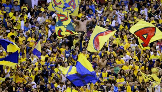 Lamentable | Barras americanistas protagonizan fuerte bronca en las tribunas del Estadio Azteca