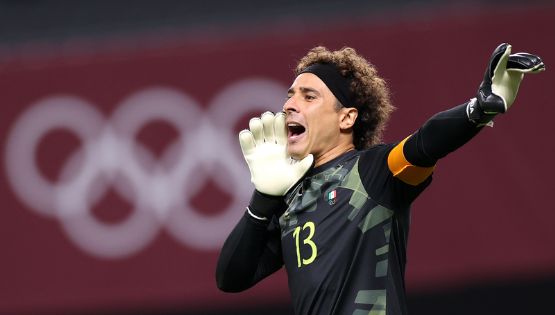 Gran recibimiento para Memo Ochoa tras conseguir la medalla de bronca en Tokio 2020