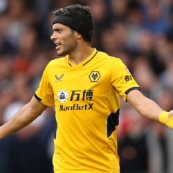El canterano americanista Raúl Jiménez arremete contra el arbitraje del Wolverhampton vs Manchester United