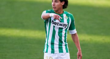 Real Betis le abre la puerta a Diego Lainez para jugar la UEFA Europa League