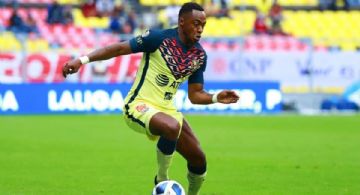 Renato Ibarra habría desobedecido al Club América para tratar su más reciente lesión