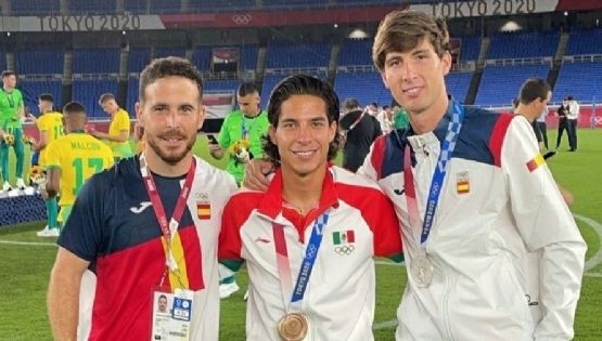 Real Betis bromea con Diego Lainez y lo llama canterano del equipo