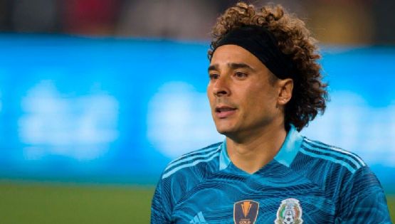 El polémico narrador Christian Martinoli lanza indirecta contra Guillermo Ochoa