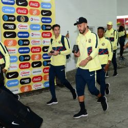 Defensas centrales del Club América no logran ser garantía para Santiago Solari 