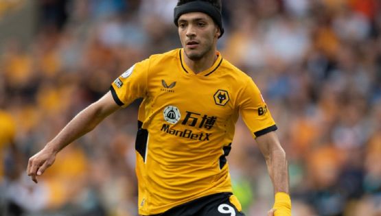 Raúl Jiménez ausente en el partido y la tanda de penales entre el Wolverhampton y el Tottenham