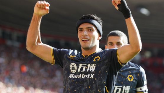 Leyenda de la Premier League hace reconocimiento a Raúl Jiménez 