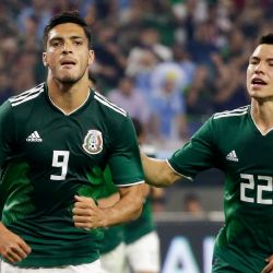 Chucky Lozano Lozano confiesa su alegría por el regreso de Raúl Jiménez a las canchas