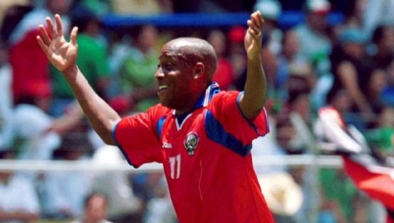 Exfigura de Costa Rica manda elogios al canterano americanista Raúl Jiménez 