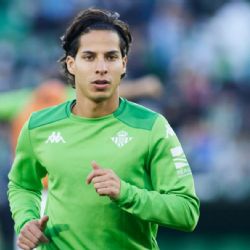 Presidente de club español admite que intentó fichar a Diego Lainez