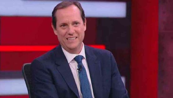 Rumor | Paco Villa renuncia a TUDN tras ser censurado por críticas contra Santiago Baños 