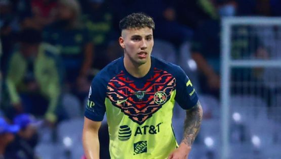 Jorge Sánchez sale lesionado del partido entre México y Jamaica