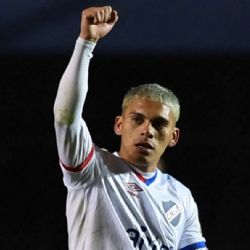 Afición del América explota contra Brian Ocampo por sus condiciones para firmar con el equipo