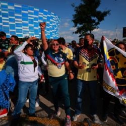 Video | Espectacular recibimiento de la afición poblana del Club América previo al partido de ida de los cuartos de final