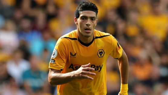 Raúl Jiménez cerca de reencontrarse con viejo conocido en el Wolverhampton