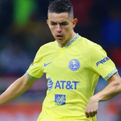 Álvaro Fidalgo recibe espectacular regalo por parte de aficionado del Club América