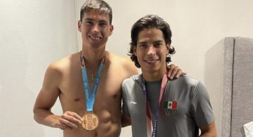 Mauro Lainez sale a redes a discutir con los haters de su hermano Diego