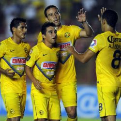 ‘Hobbit’ Bermúdez se rinde ante el Club América de Fernando Ortiz