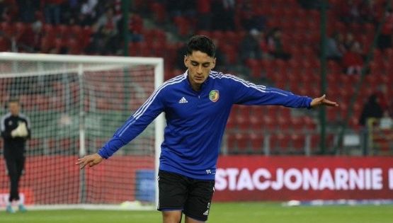 Santiago Naveda participa en el triunfo por goleada del Miedz Legnica que podría salvarlos del descenso