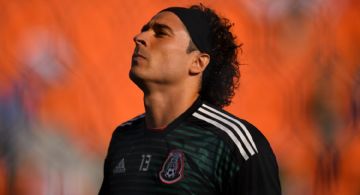 ¿No que no pesa? Guillermo Ochoa y sus increíbles números como portero Mundialista