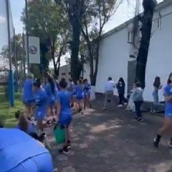Video | Primer equipo del Club América Femenil alentó en la victoria de la Sub 18