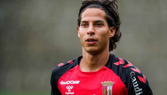 Incertidumbre para Diego Lainez a solo unos días del inicio del Mundial