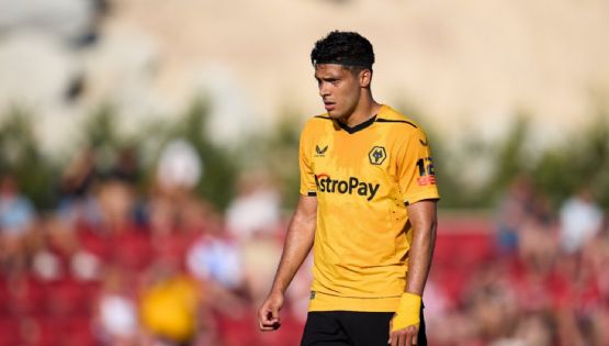 Raúl Jiménez en riesgo de ser borrado del Wolverhampton por fichaje de nuevo delantero