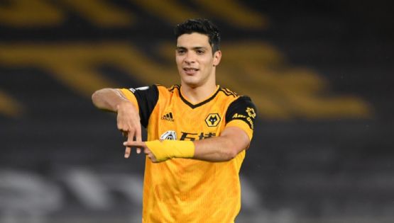 Wolverhampton anuncia con bombo y platillo el regreso de Raúl Jiménez a sus entrenamientos