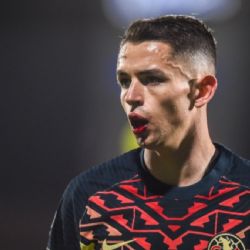 Álvaro Fidalgo habla sobre las puntadas que recibió por el codazo en el partido de América contra Santos Laguna