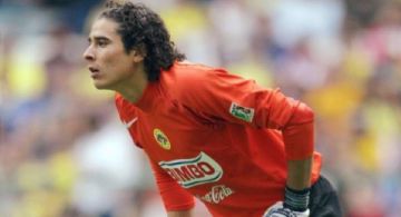 Los mejores momentos de la carrera de Guillermo Ochoa tras 18 años de su debut con el Club América 