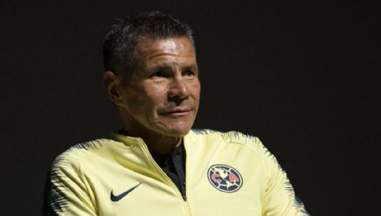 Alfredo Tena resalta las cualidades de Bruno Valdez y compara sus estilos como defensas